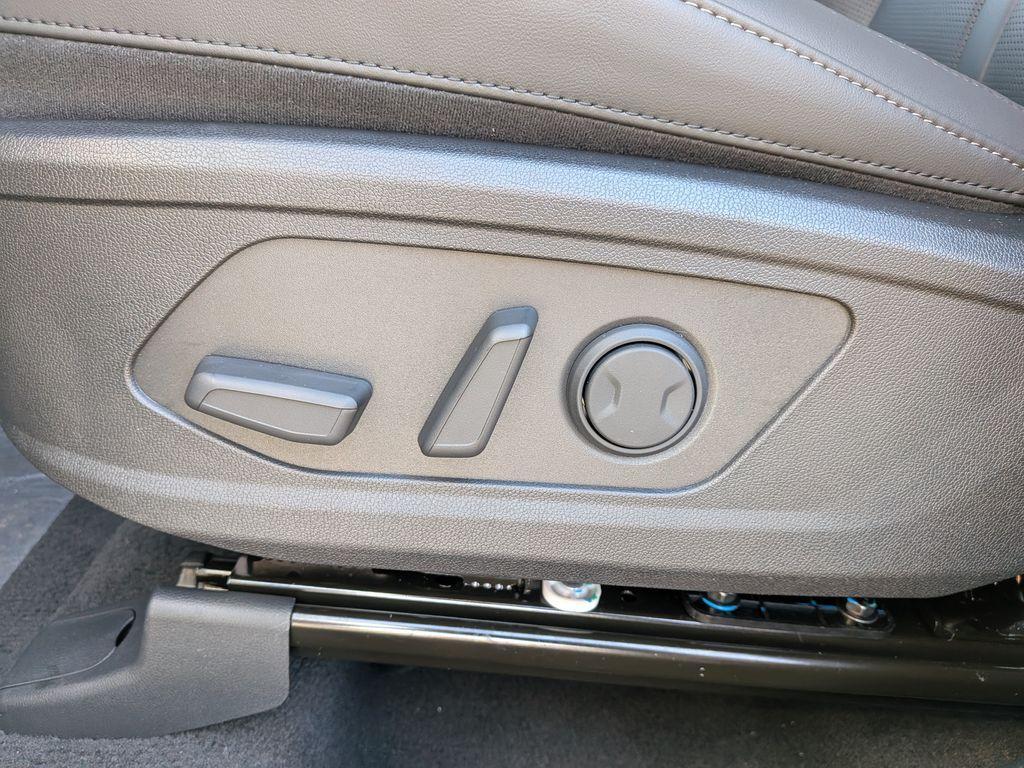 new 2026 Kia Sorento car, priced at $36,874