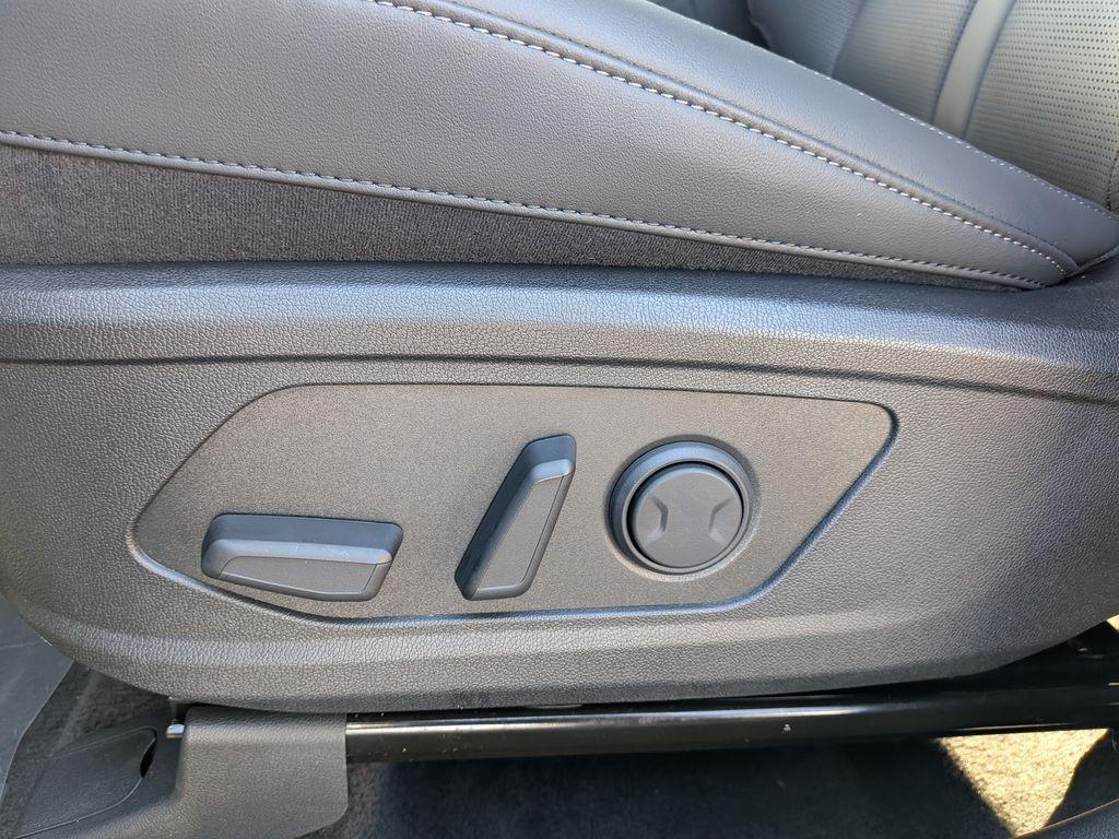 new 2026 Kia Sorento car, priced at $34,934