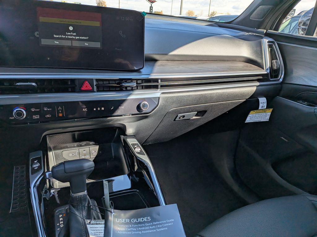 new 2026 Kia Sorento car, priced at $43,895