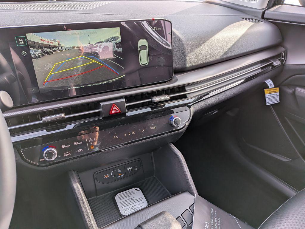 new 2026 Kia Sportage car, priced at $30,655