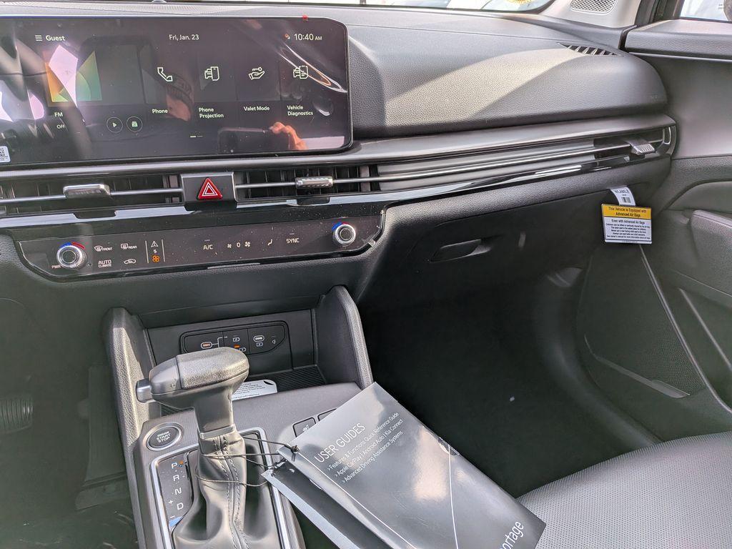 new 2026 Kia Sportage car, priced at $30,655