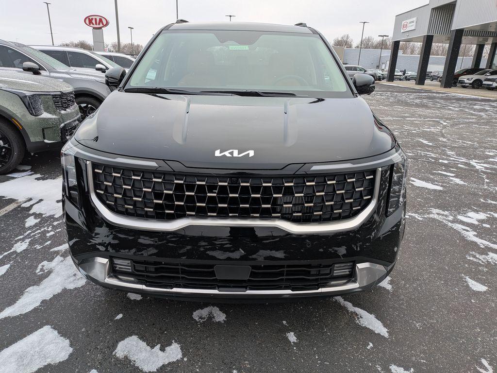 new 2026 Kia Carnival Hybrid car, priced at $48,895