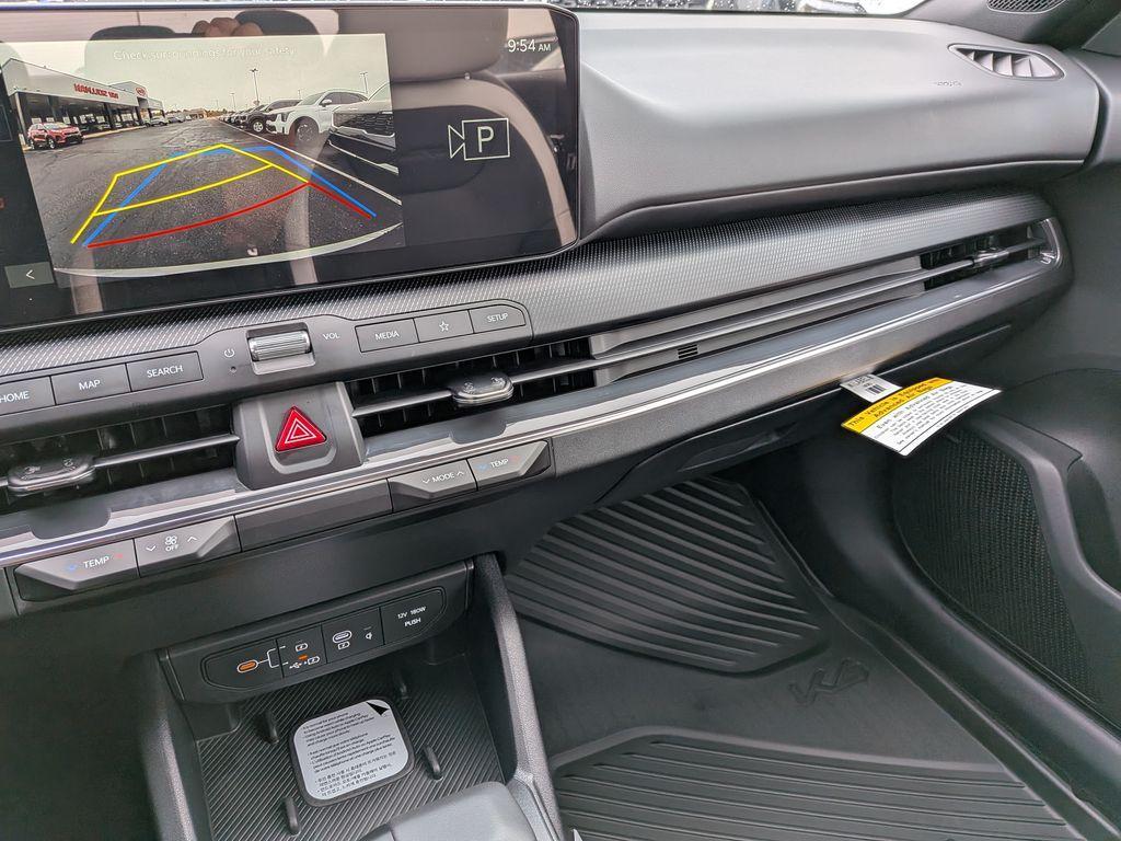 new 2025 Kia K4 car, priced at $26,885