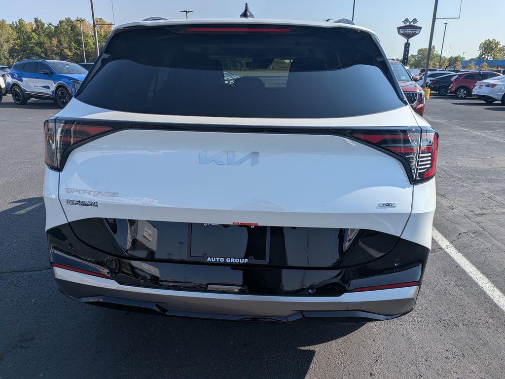 new 2026 Kia Sportage Hybrid car, priced at $39,686