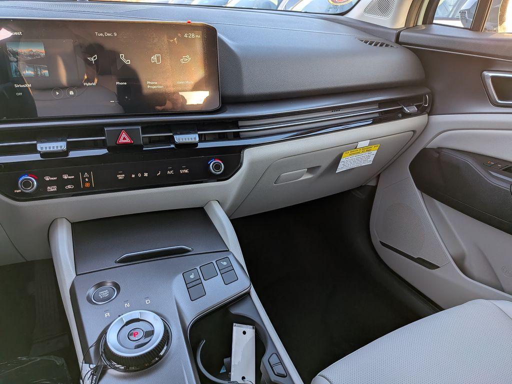 new 2026 Kia Sportage Hybrid car, priced at $35,235