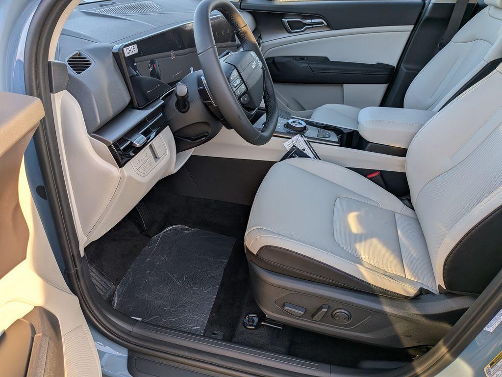 new 2026 Kia Sportage Hybrid car, priced at $35,235