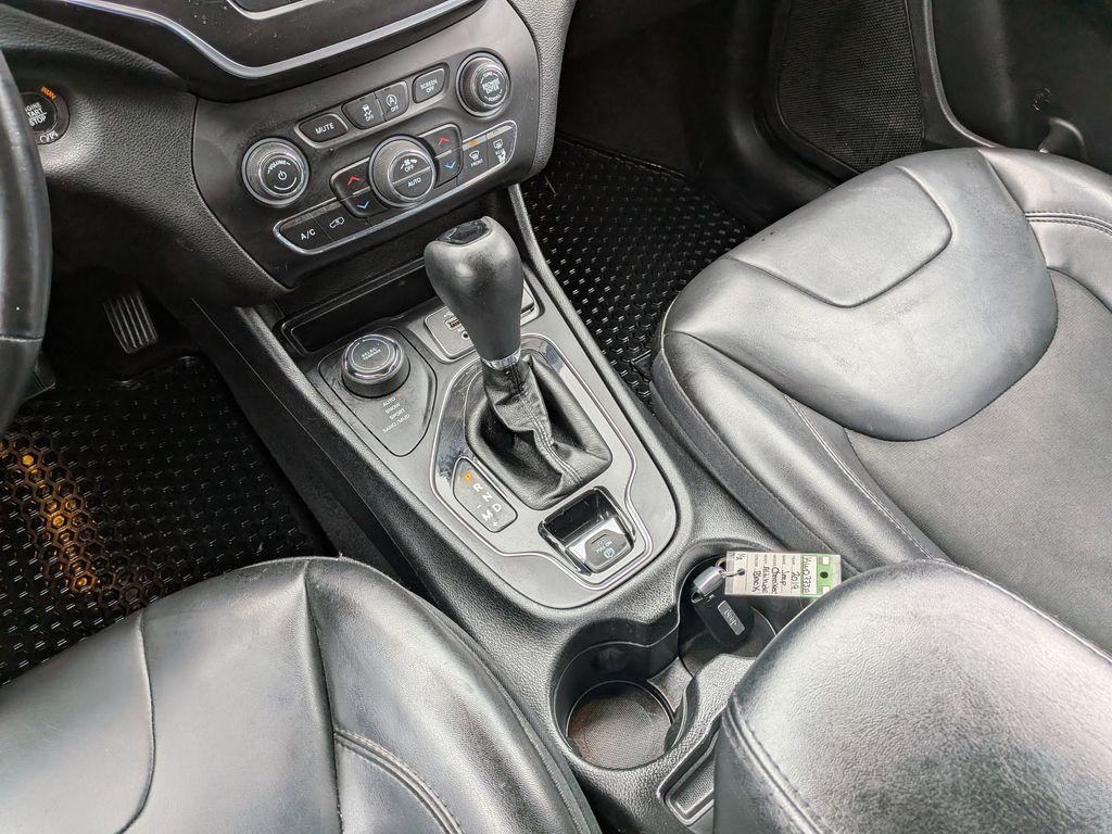 used 2019 Jeep Cherokee car, priced at $13,988