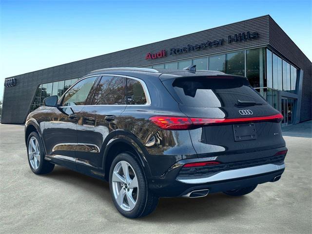 new 2025 Audi Q5 car, priced at $59,980