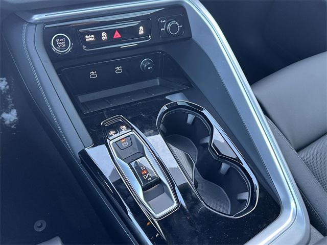new 2025 Audi Q5 car, priced at $59,980