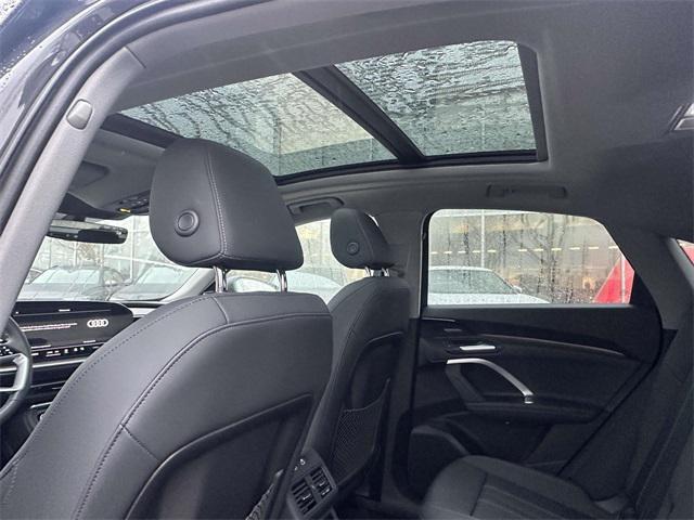 new 2025 Audi Q5 car, priced at $59,500