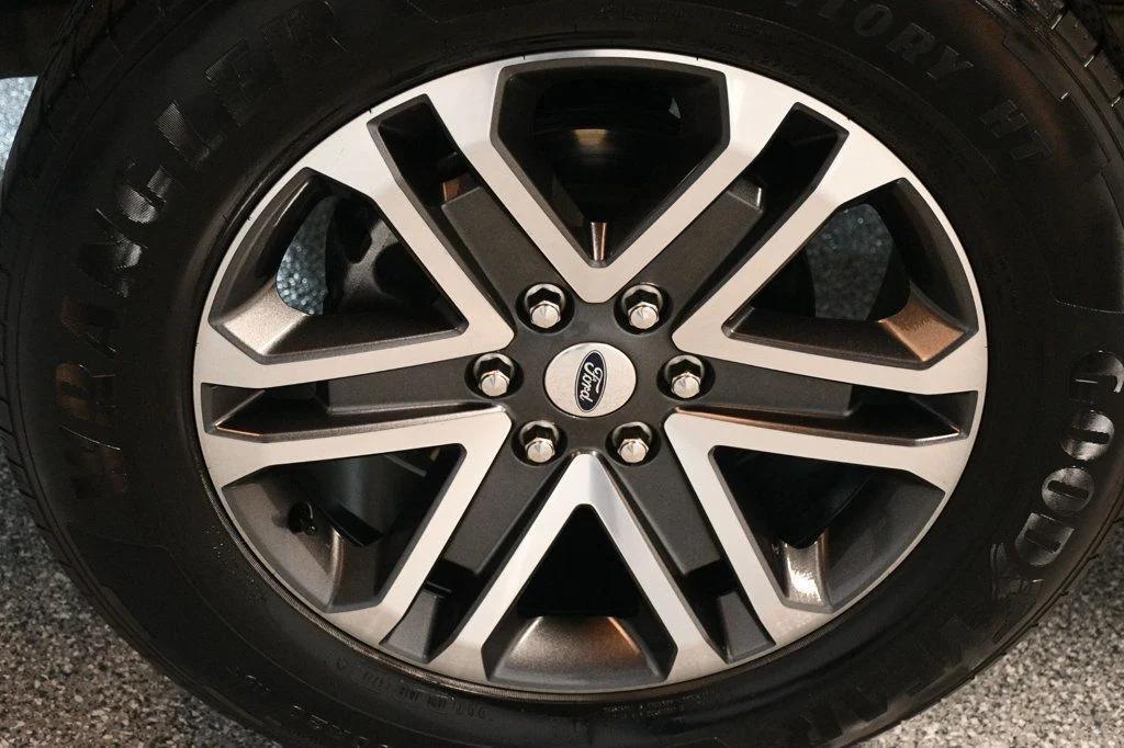 used 2021 Ford F-150 car, priced at $29,550