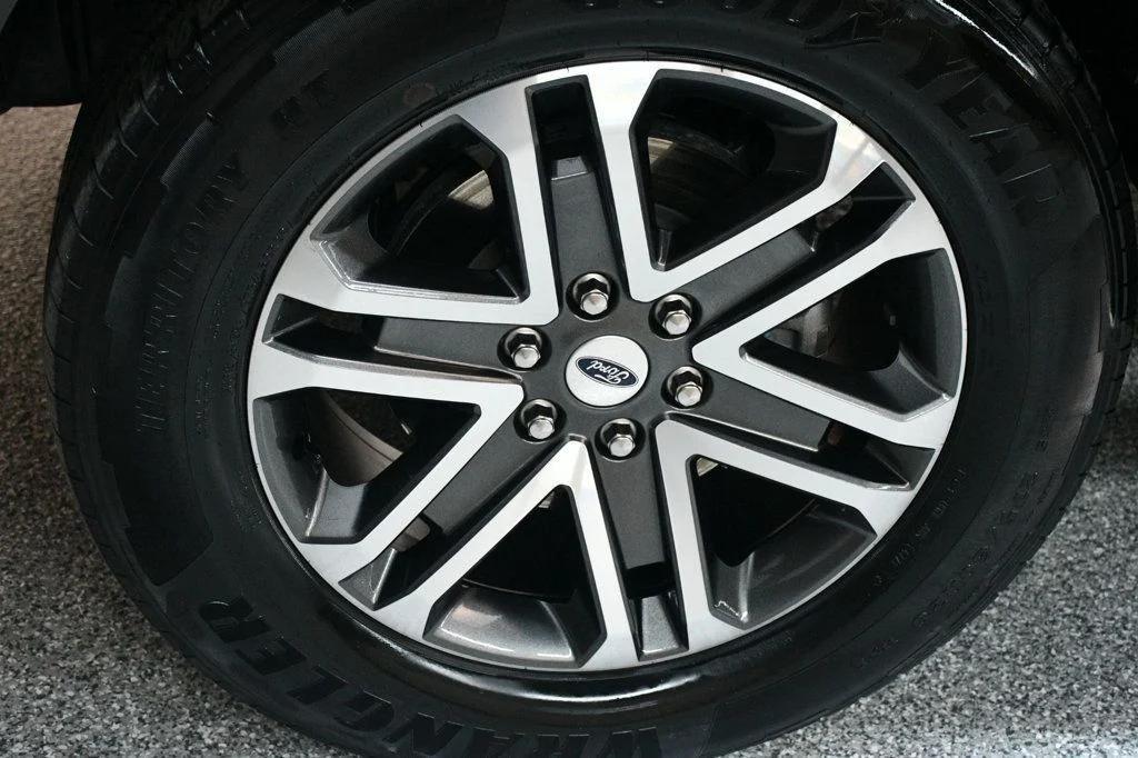 used 2021 Ford F-150 car, priced at $29,550