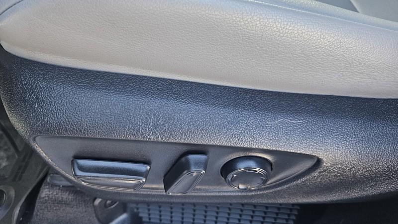 used 2024 Toyota Sienna car, priced at $38,999