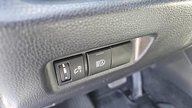 used 2025 Toyota RAV4 Hybrid car, priced at $29,499