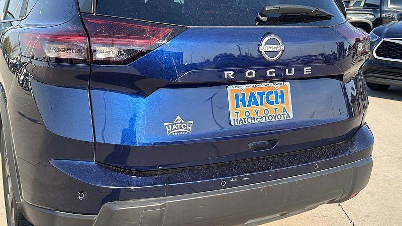 used 2025 Nissan Rogue car, priced at $22,999