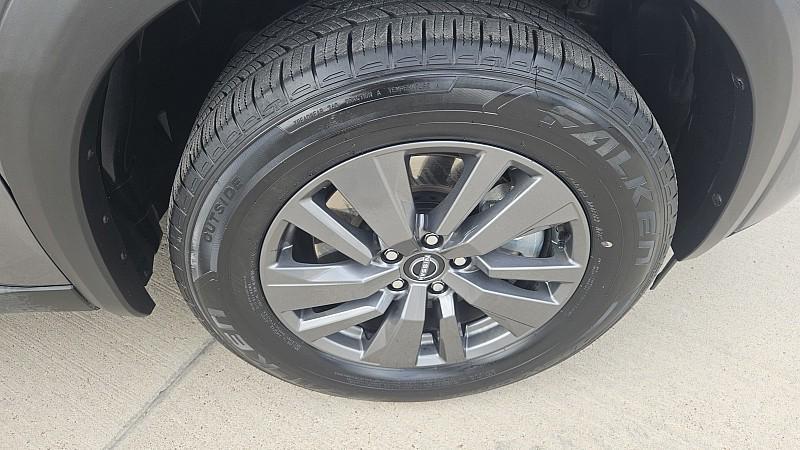 used 2024 Nissan Pathfinder car, priced at $27,997