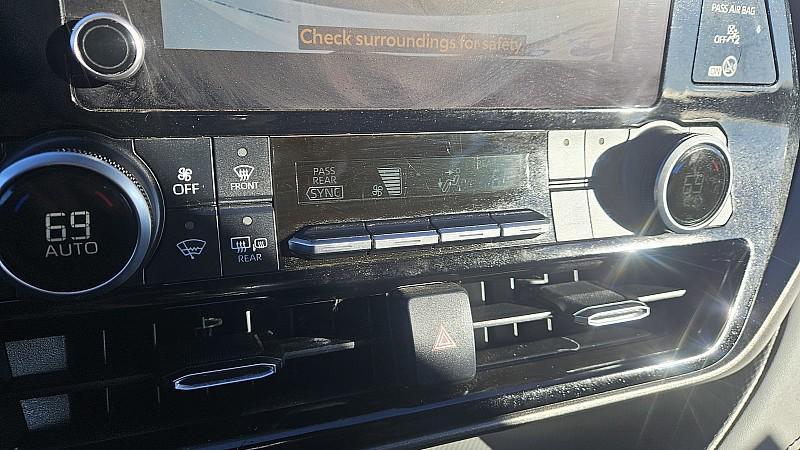 used 2023 Toyota Highlander car, priced at $31,999