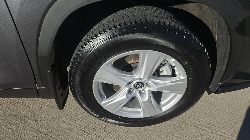 used 2024 Toyota Highlander car, priced at $33,409