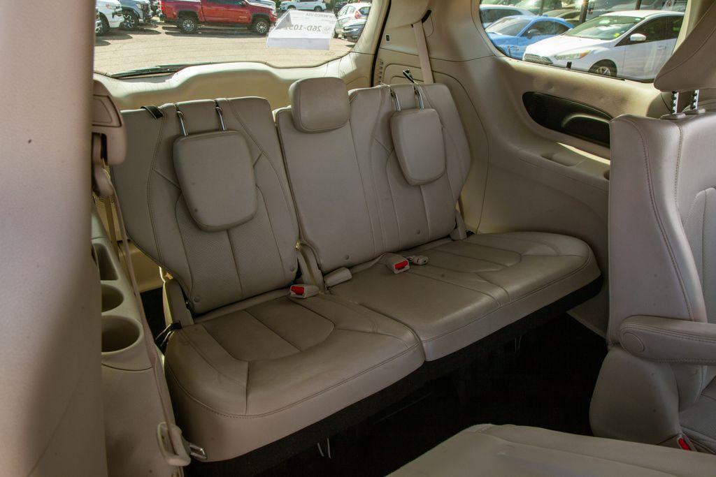 used 2021 Chrysler Pacifica Hybrid car, priced at $21,950