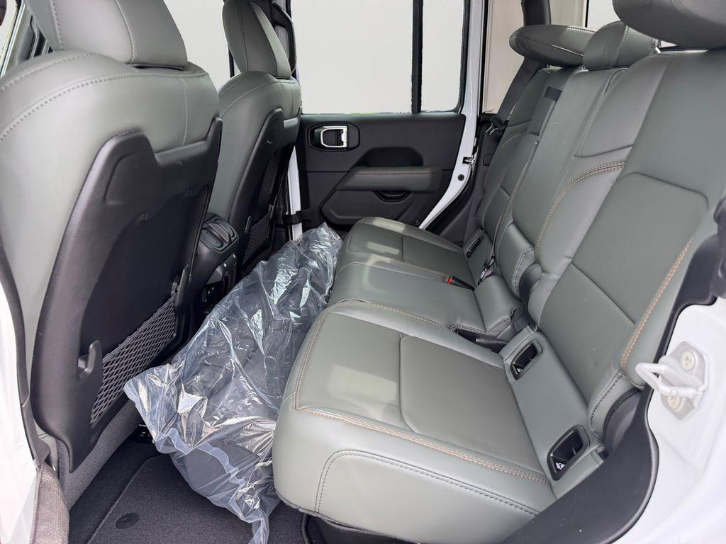 new 2026 Jeep Gladiator car, priced at $57,370