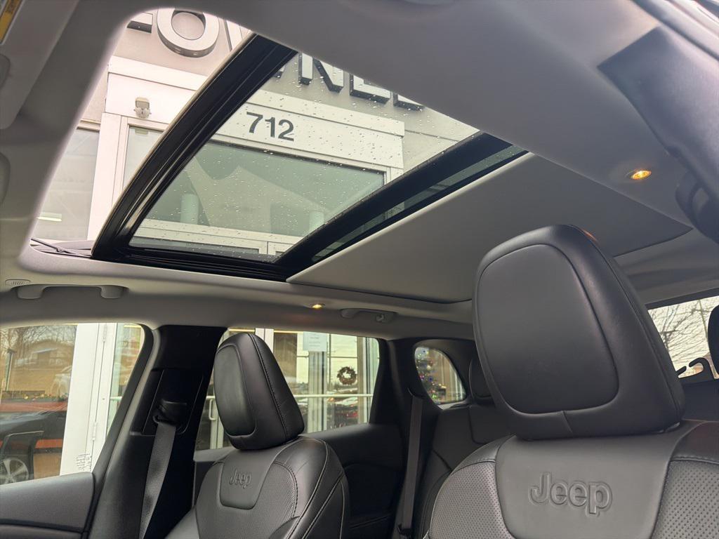 used 2022 Jeep Cherokee car, priced at $21,300