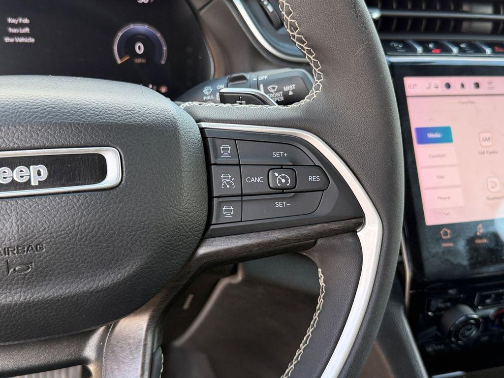 used 2023 Jeep Grand Cherokee car, priced at $29,500