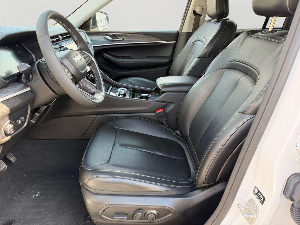 used 2023 Jeep Grand Cherokee car, priced at $29,500