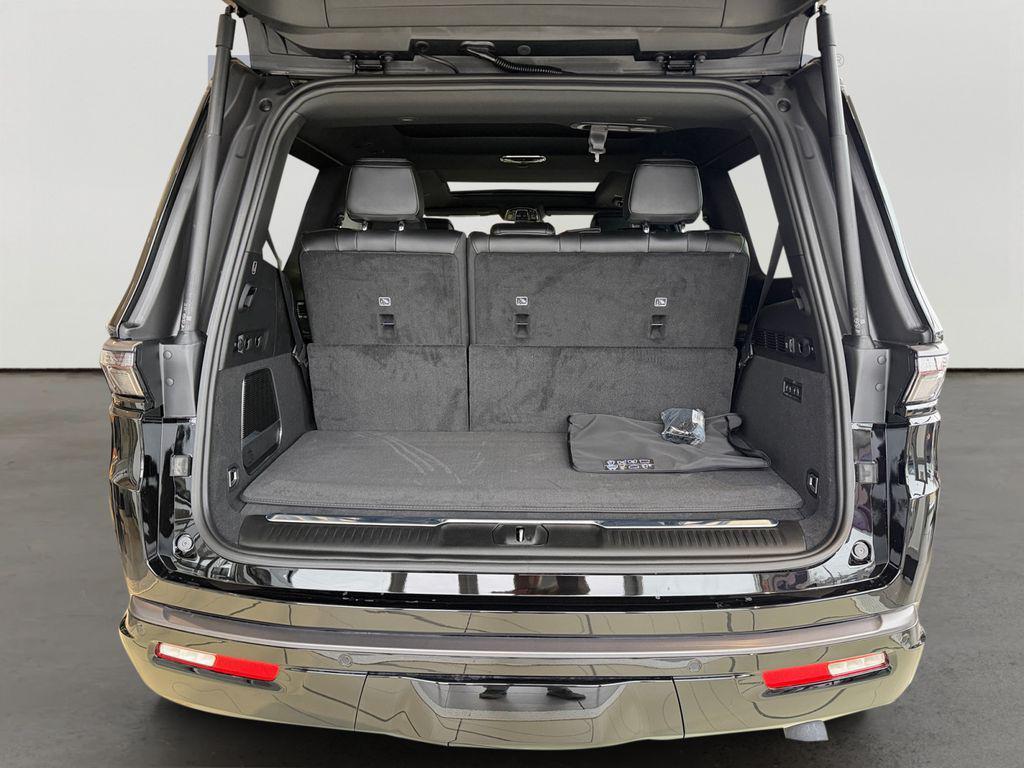 new 2026 Jeep Grand Wagoneer car, priced at $98,875