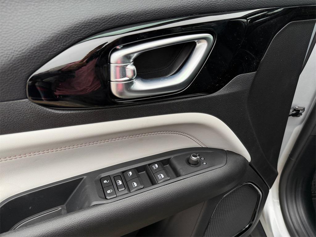 new 2026 Jeep Compass car, priced at $34,480