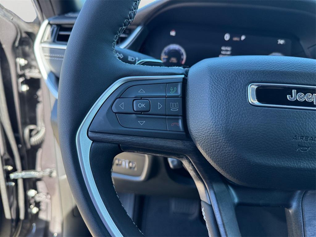 new 2025 Jeep Grand Cherokee L car, priced at $49,813