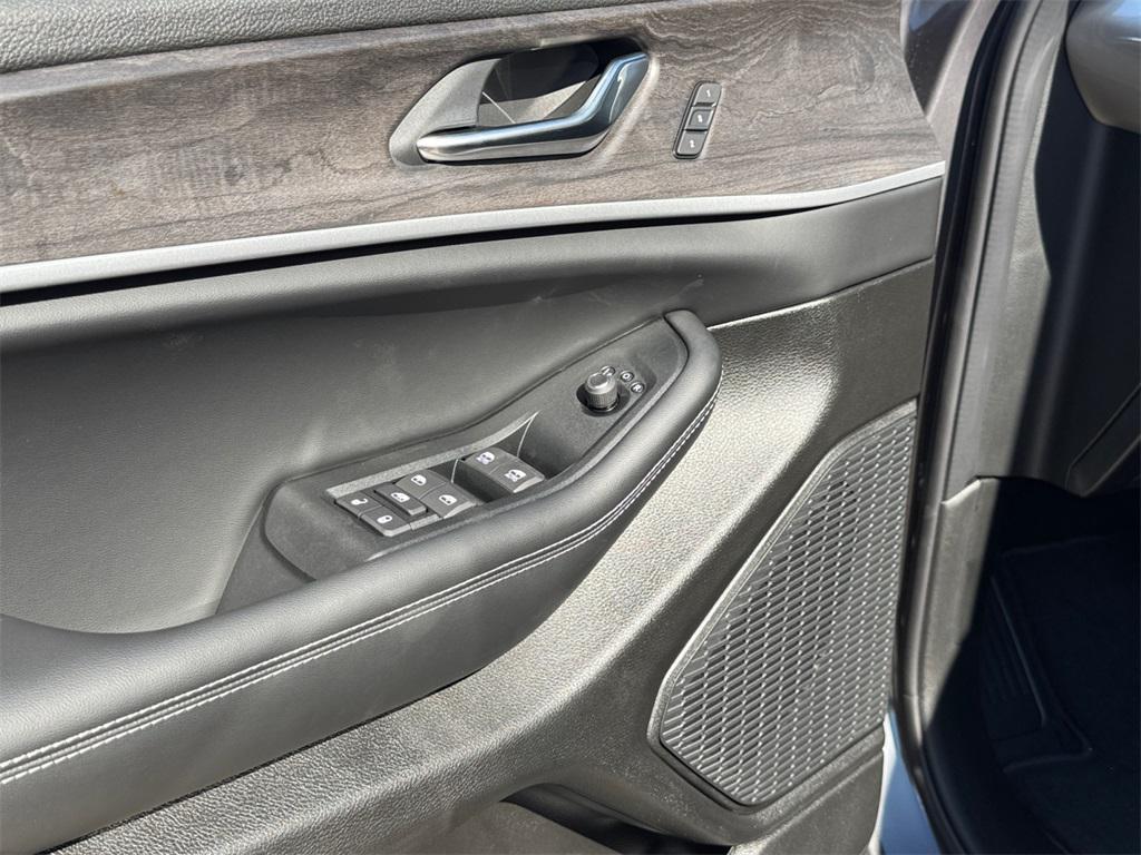 new 2025 Jeep Grand Cherokee L car, priced at $49,813