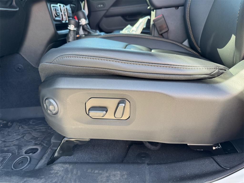 new 2026 Jeep Wrangler car, priced at $56,645