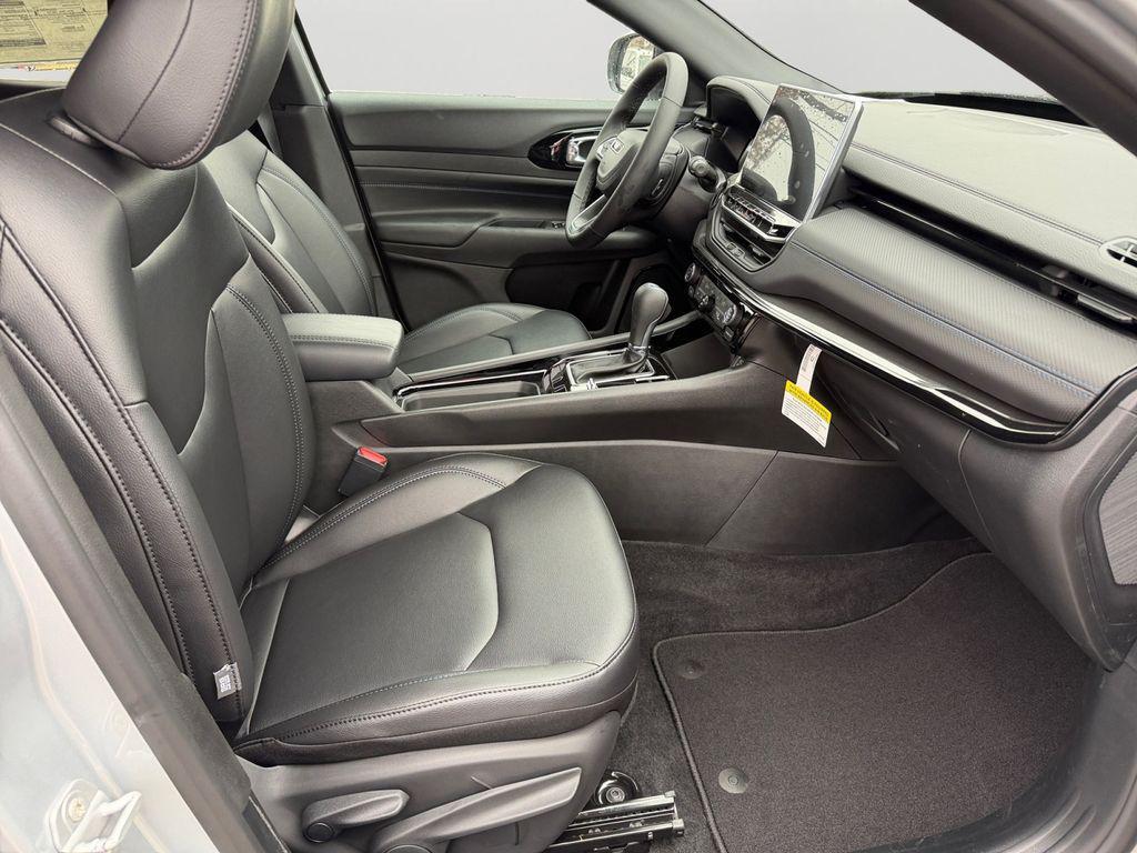 new 2026 Jeep Compass car, priced at $33,800