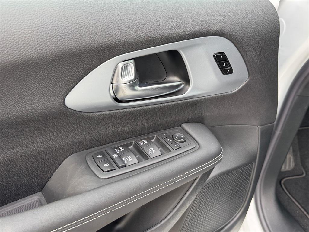 new 2026 Chrysler Pacifica car, priced at $52,000