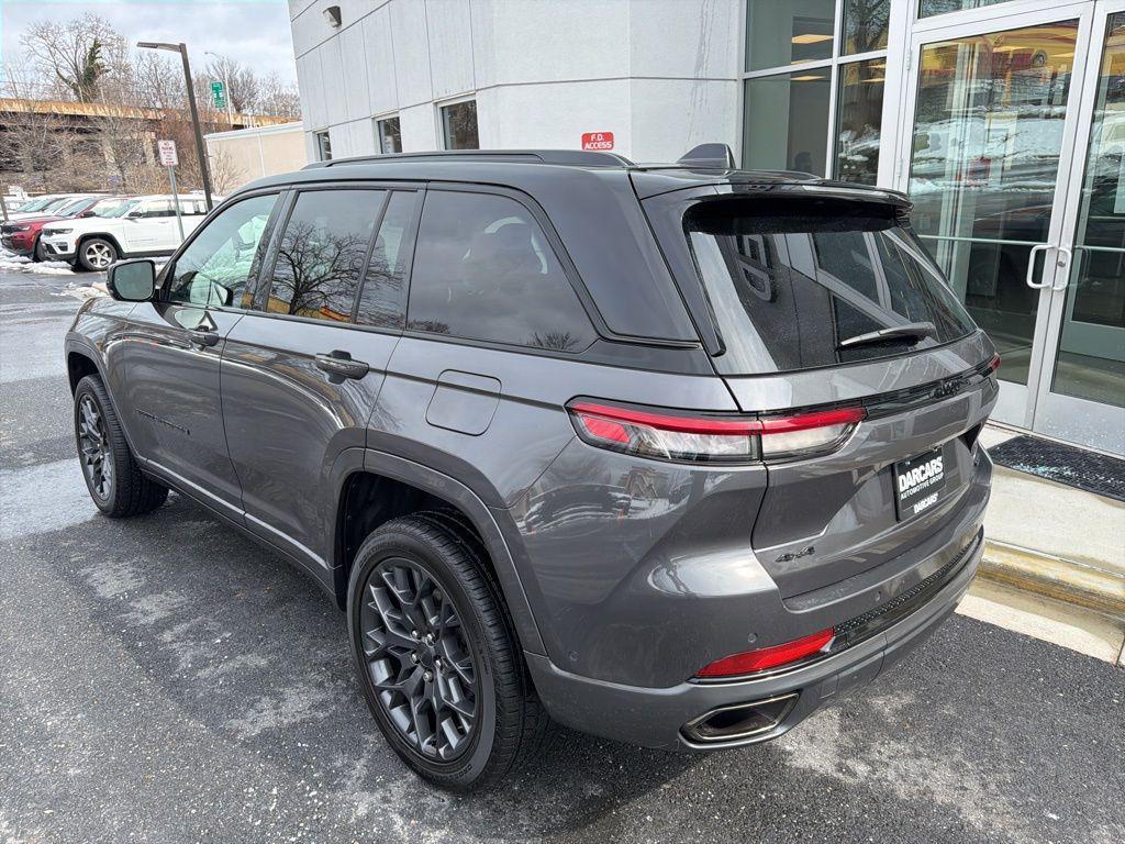 used 2025 Jeep Grand Cherokee car, priced at $51,000