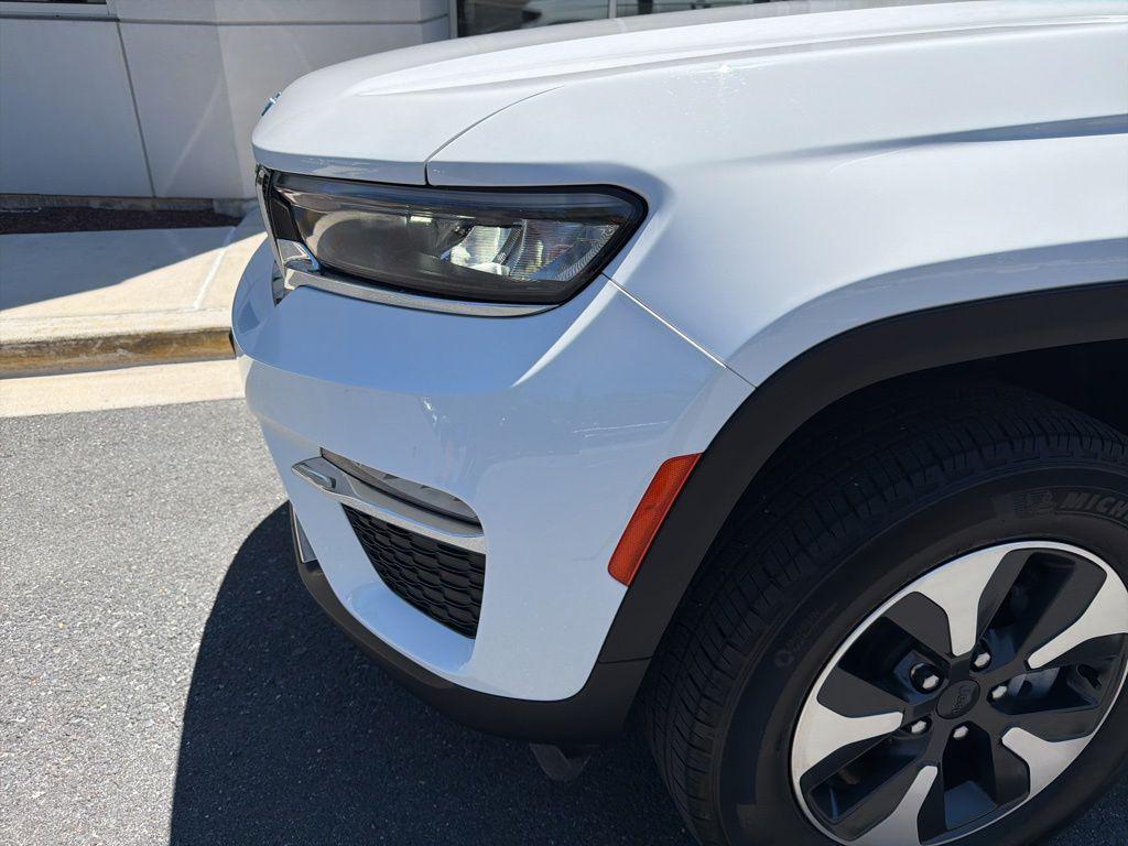 used 2022 Jeep Grand Cherokee 4xe car, priced at $28,688