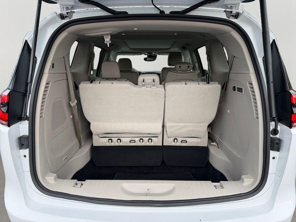 used 2021 Chrysler Pacifica car, priced at $28,800
