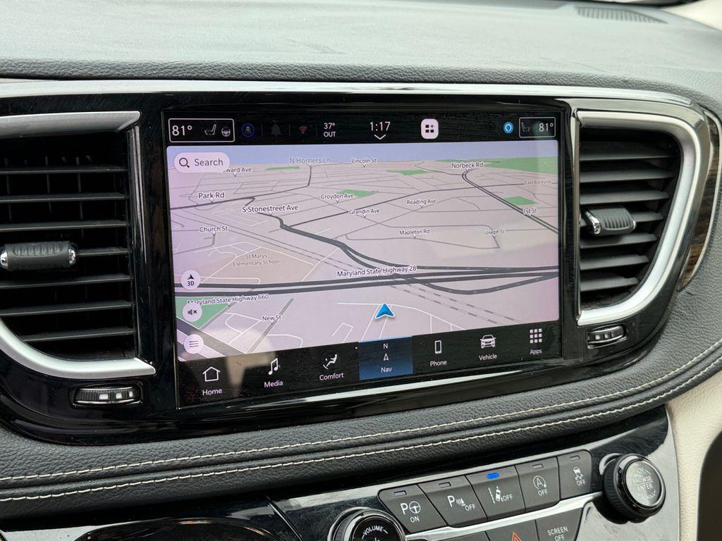 used 2021 Chrysler Pacifica car, priced at $28,800