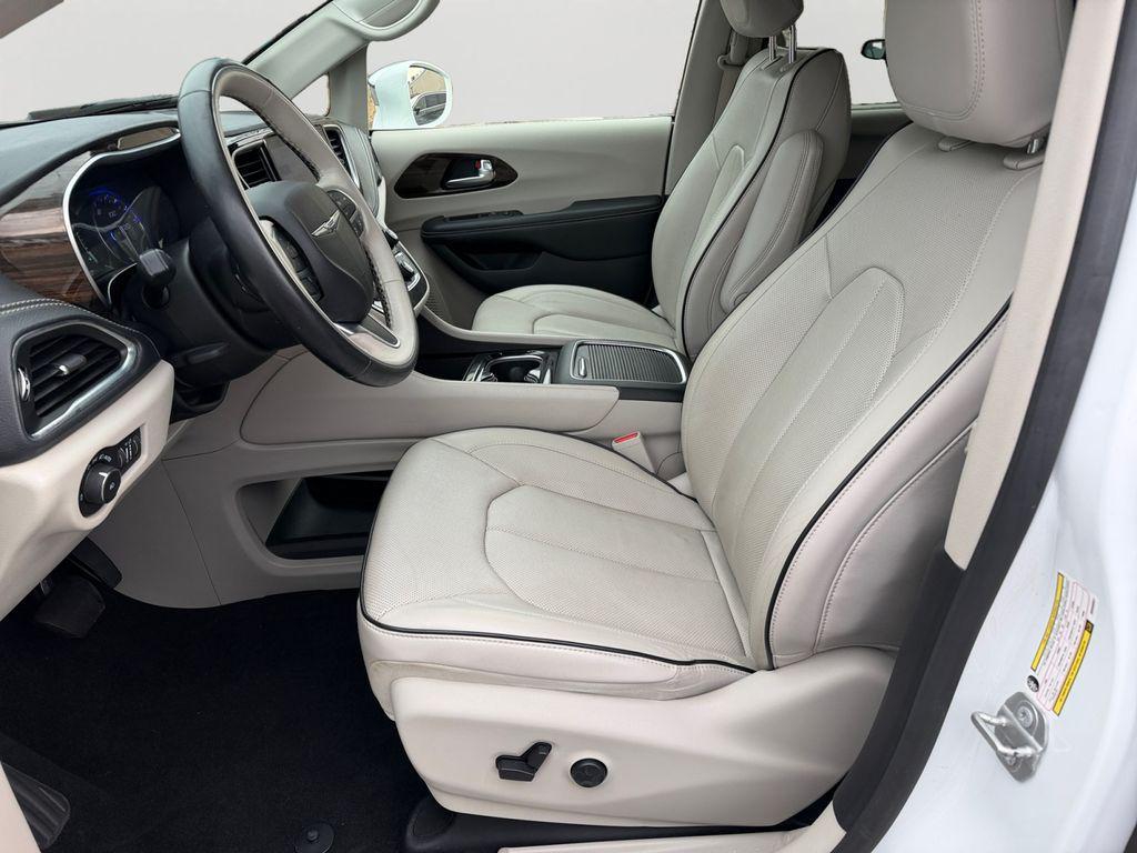 used 2021 Chrysler Pacifica car, priced at $28,800