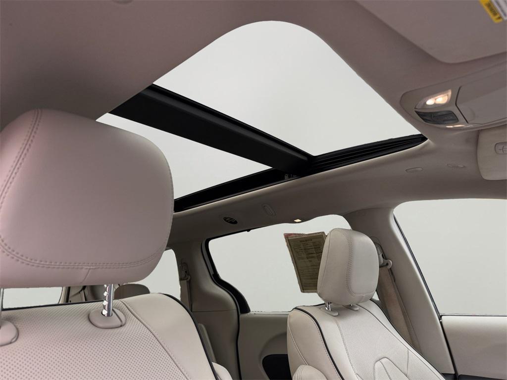 used 2021 Chrysler Pacifica car, priced at $30,000