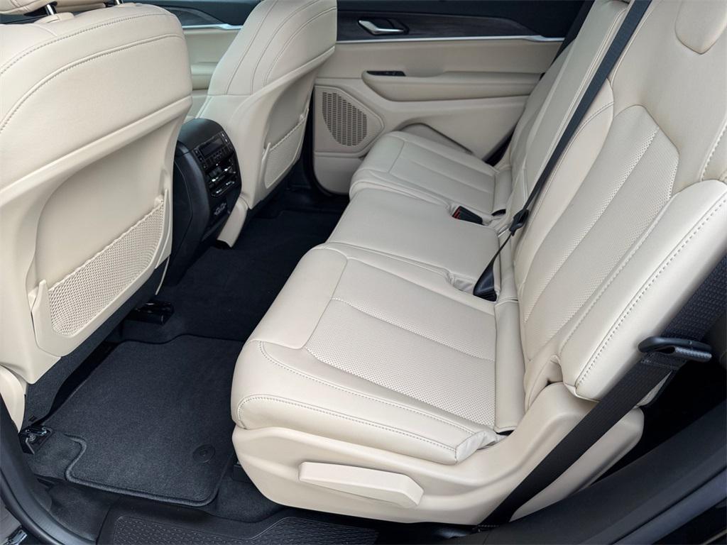 new 2025 Jeep Grand Cherokee L car, priced at $50,239