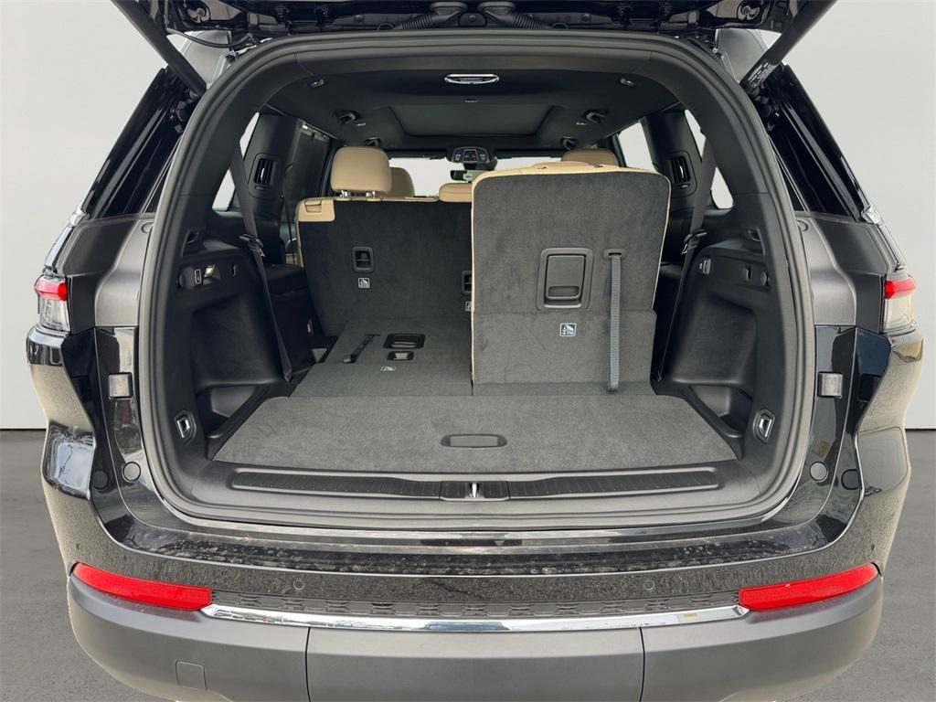 new 2025 Jeep Grand Cherokee L car, priced at $50,239