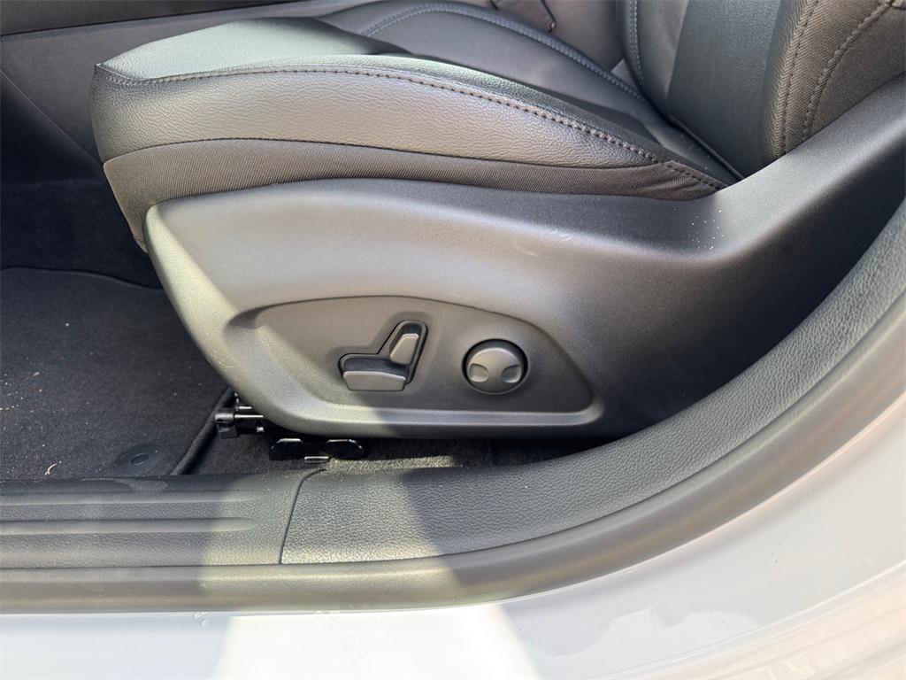 new 2026 Jeep Compass car, priced at $32,000