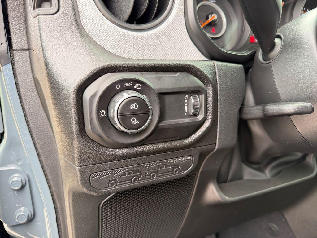 new 2026 Jeep Gladiator car, priced at $43,775