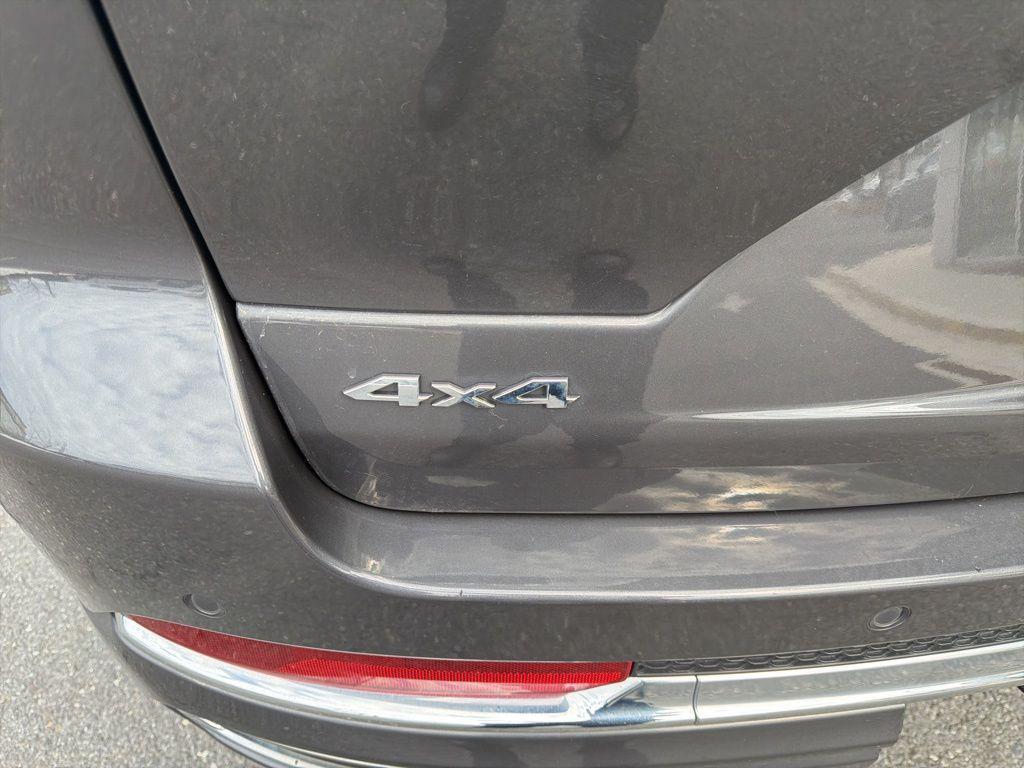 used 2023 Jeep Grand Cherokee car, priced at $32,000