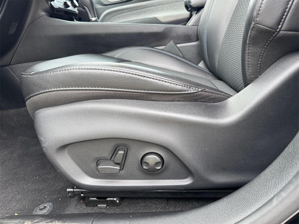 used 2022 Jeep Compass car, priced at $19,750