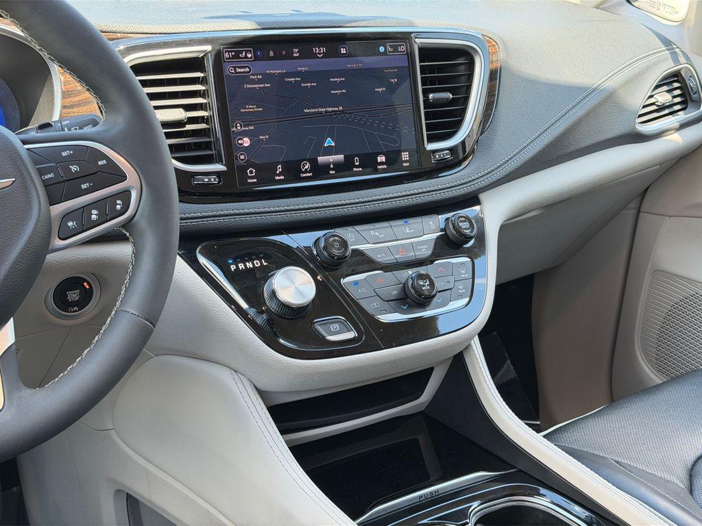 used 2023 Chrysler Pacifica car, priced at $26,018