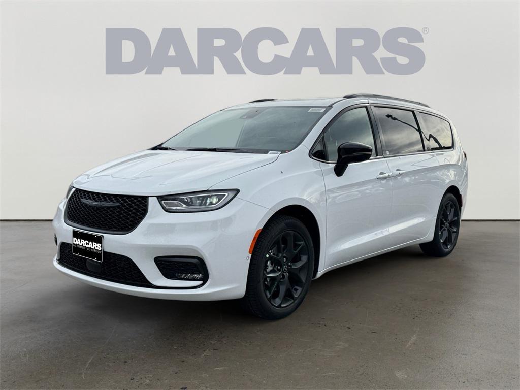 new 2026 Chrysler Pacifica car, priced at $49,000