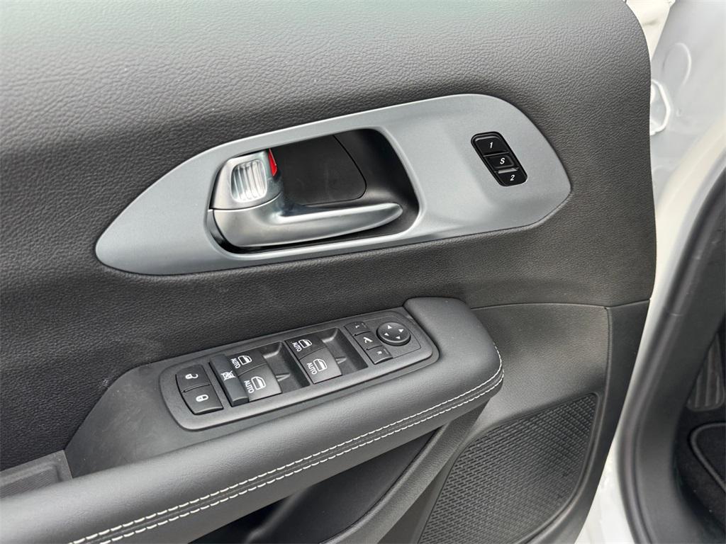 new 2026 Chrysler Pacifica car, priced at $49,000