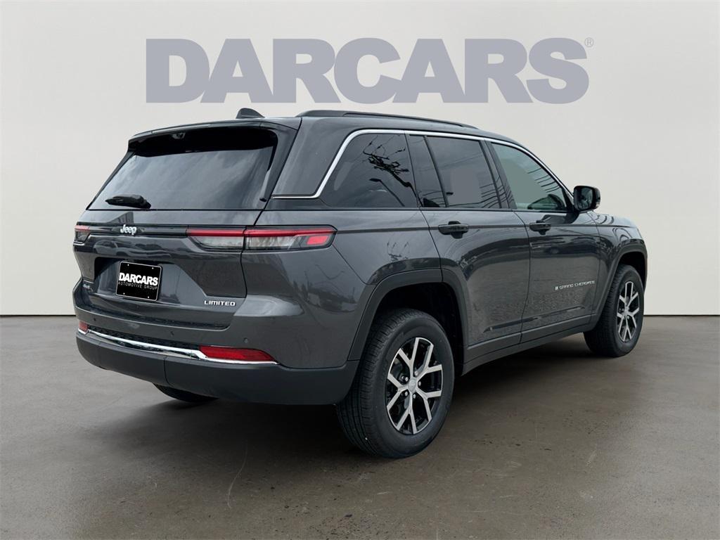 new 2025 Jeep Grand Cherokee car, priced at $45,995
